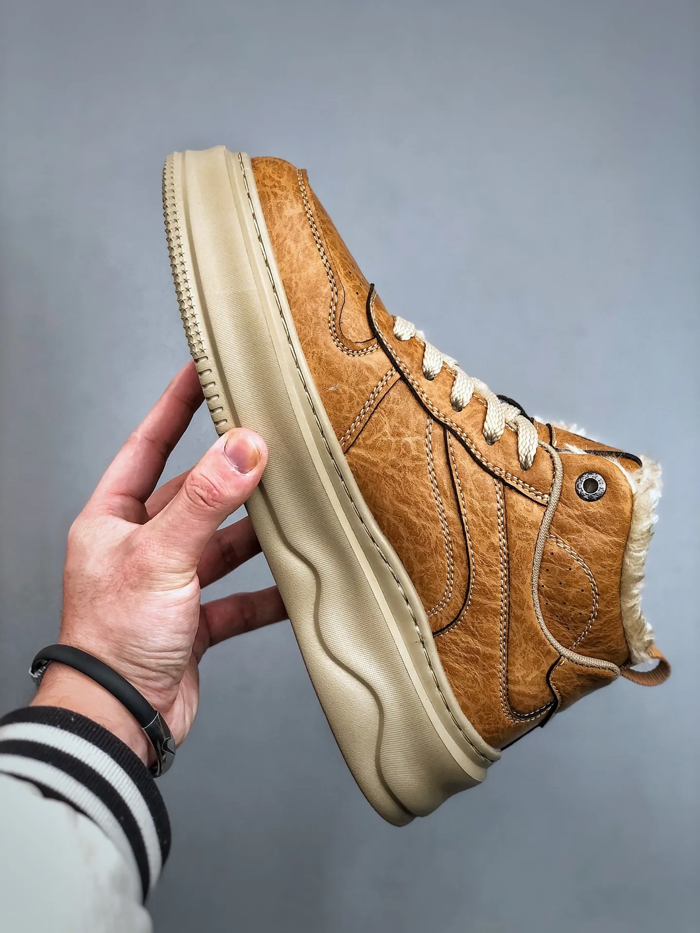 Local self-pickup💰520 supports in-store velvet version Timberland Timberland/Timberland classic 25ss new style classic recreation newly upgraded Size: 39-44